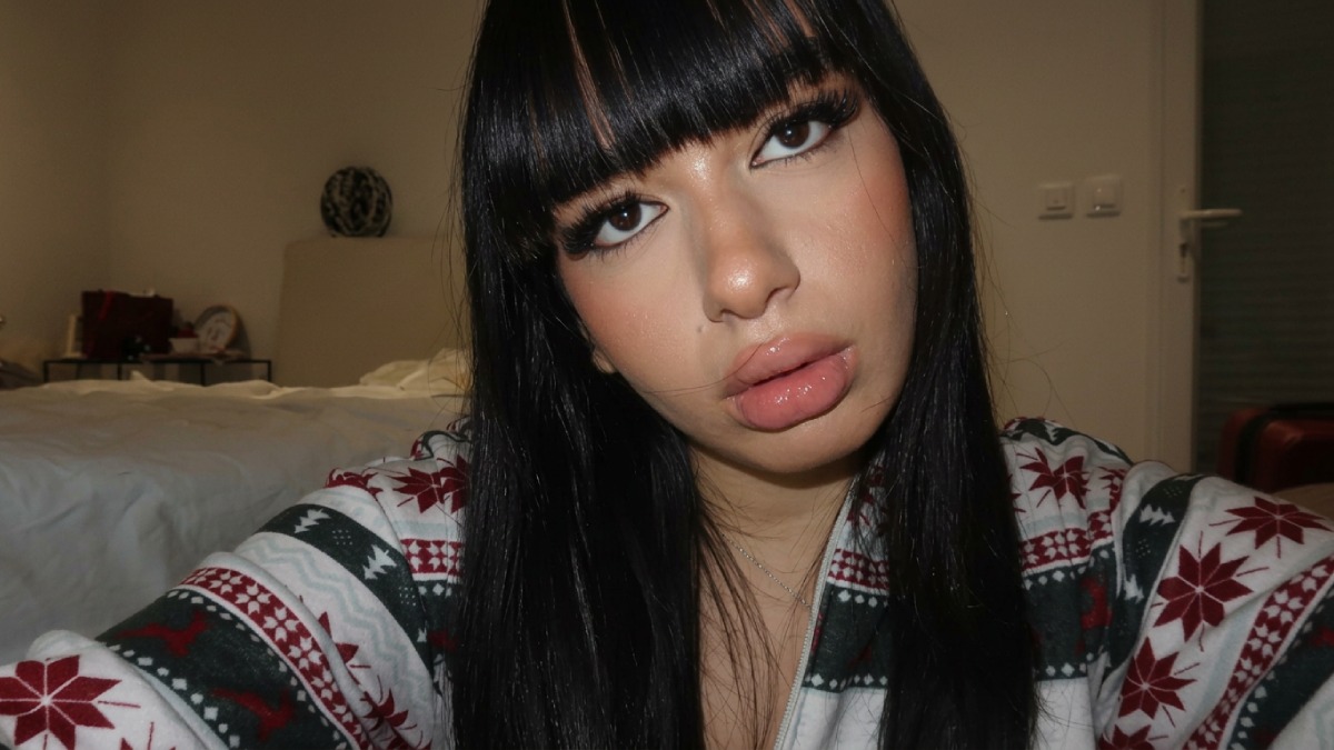 Swag Makeup, Decoded The 2026 Aesthetic Behind Smudged Eyes and Real Skin
